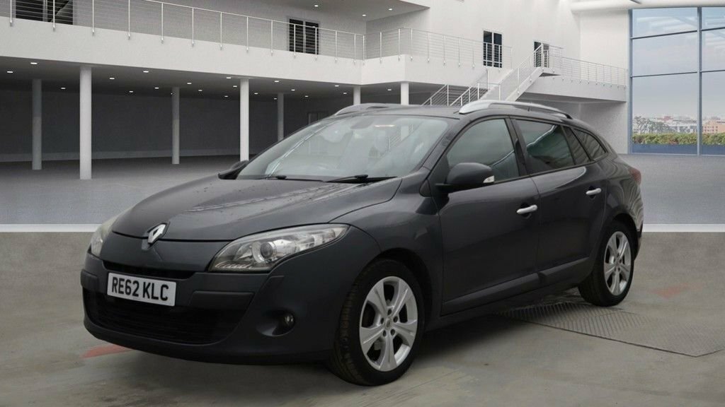 Renault Megane 1.5L Dynamique Tomtom Dci Edc Grey #2