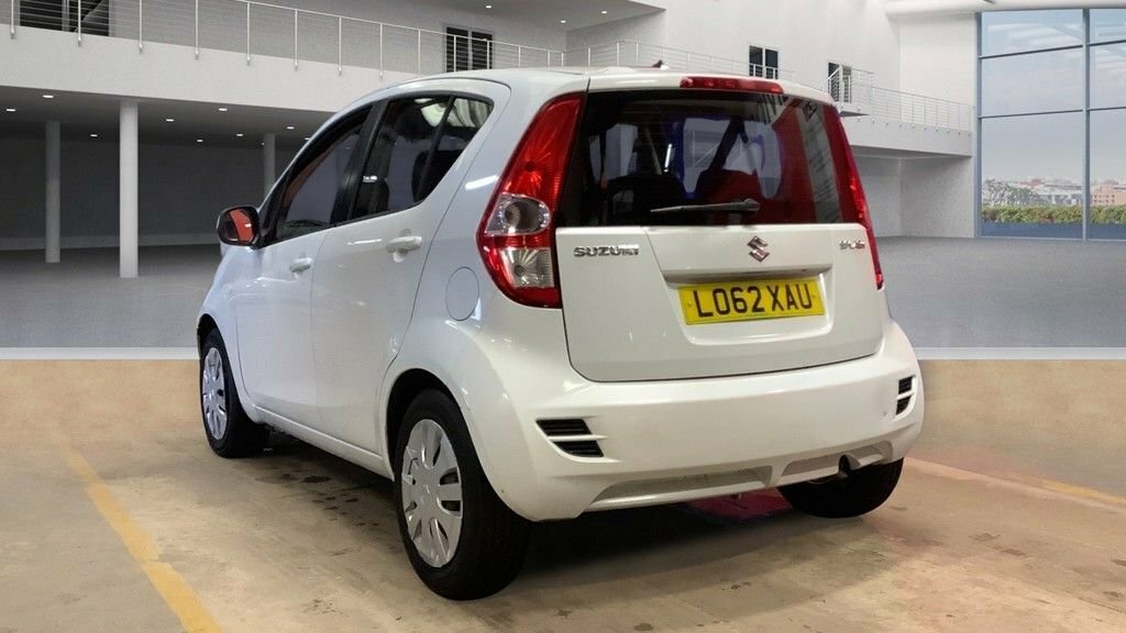 Suzuki Splash 1L Sz2 White #3