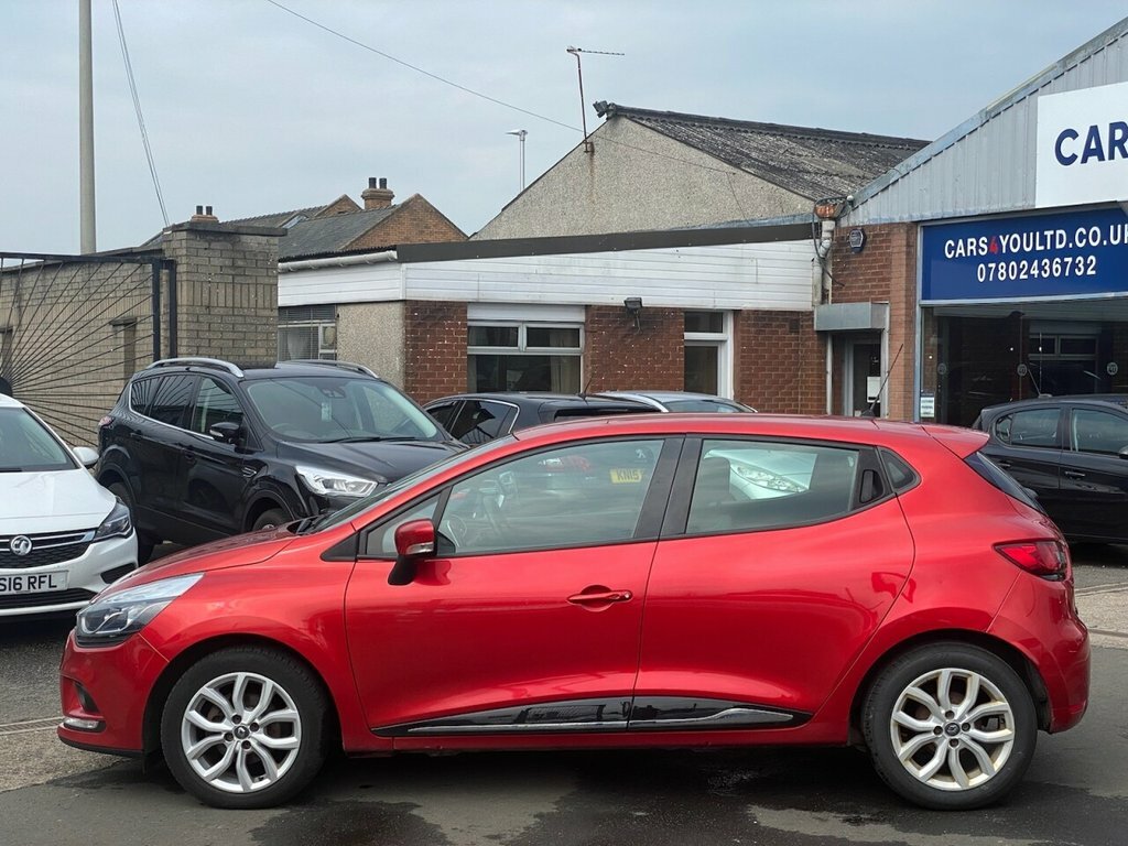 Renault Clio 1.5L Dynamique Nav Dci VU67HFN Red #4