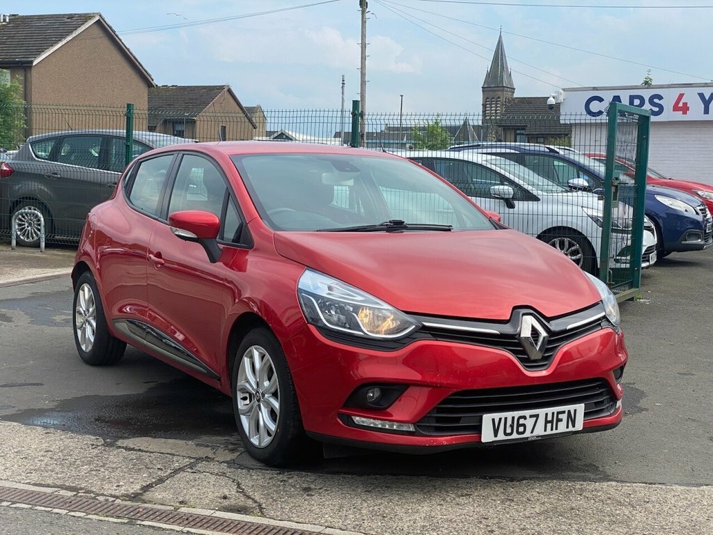 Renault Clio 1.5L Dynamique Nav Dci Red