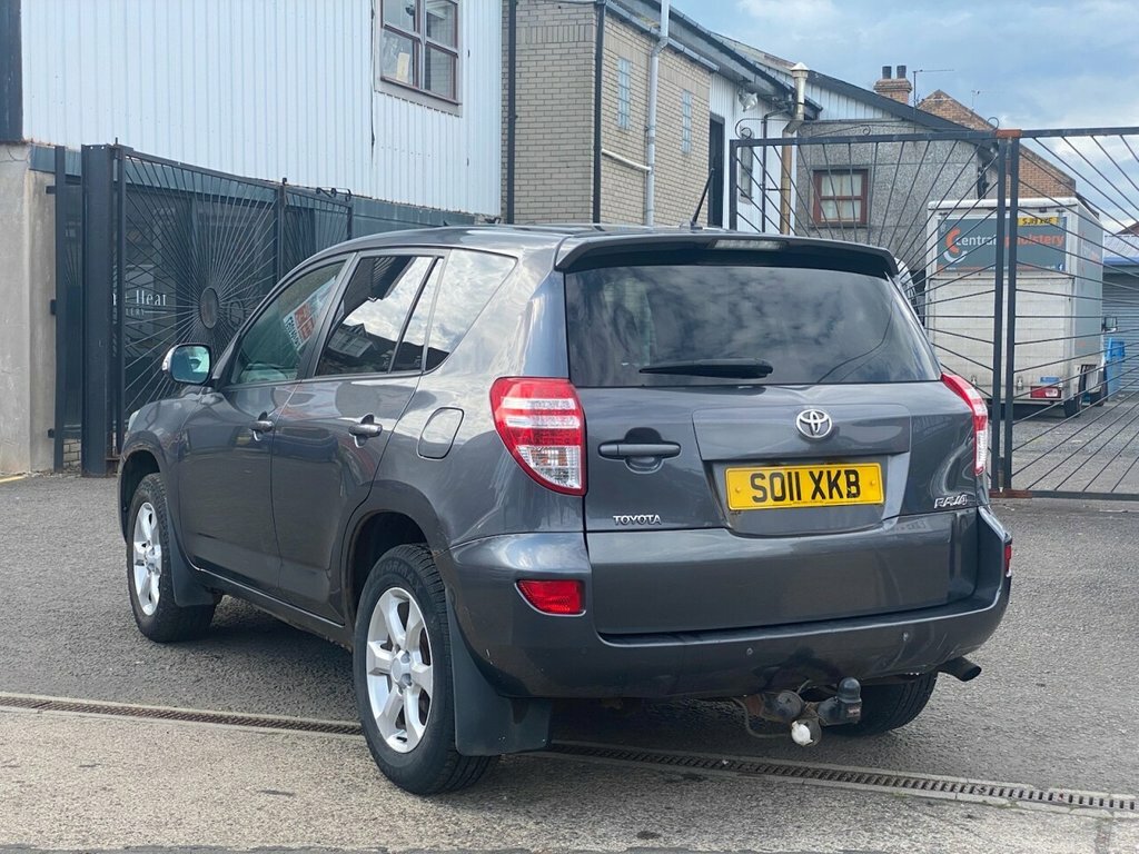 Toyota Rav 4 2.2L Xt-r D-4d SO11XKB Grey #3