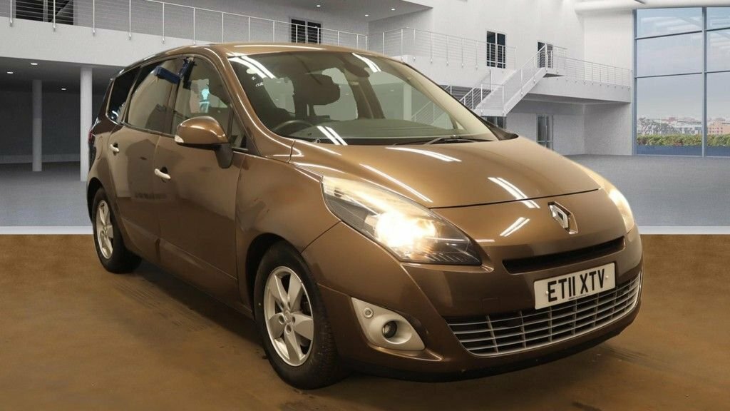 Renault Scenic 1.5L Dynamique Tomtom Dci Edc Brown