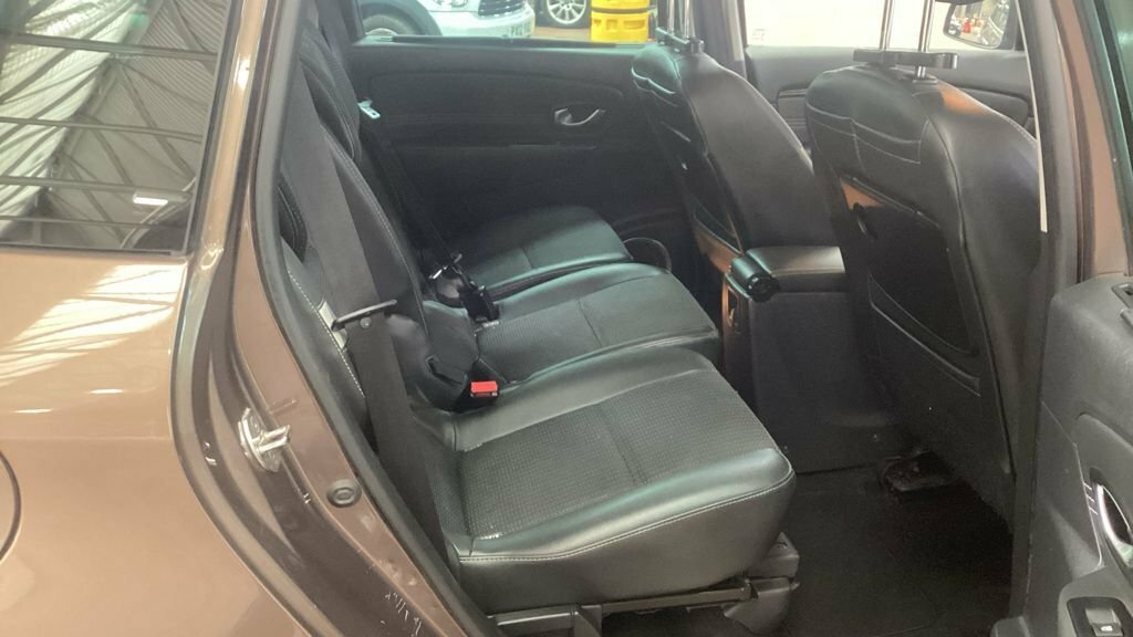 Renault Scenic 1.5L Dynamique Tomtom Dci Edc Brown #6