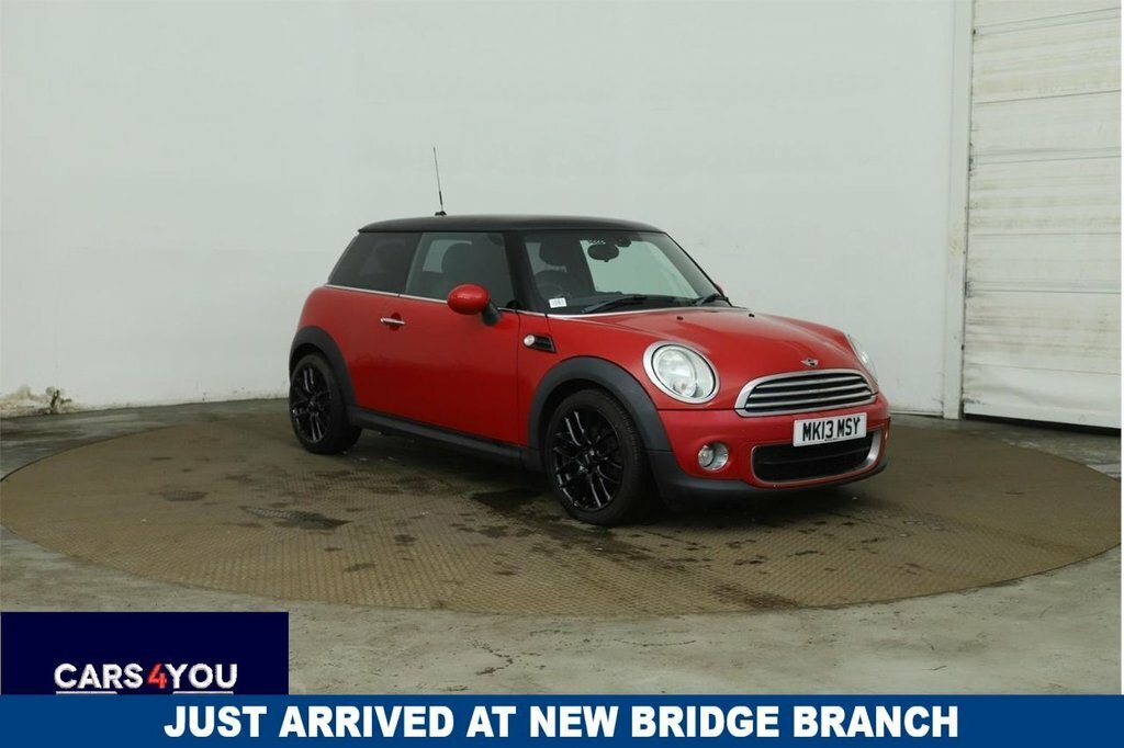 Mini Hatch 1.6L One D Red