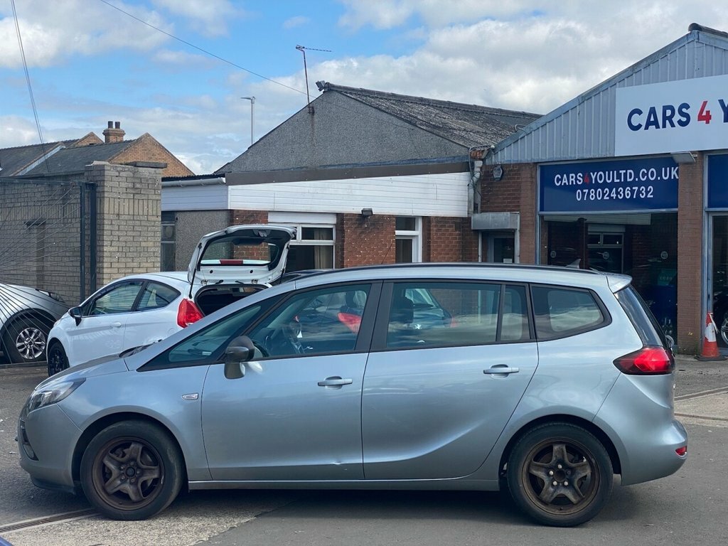 Vauxhall Zafira Tourer 2L Exclusiv Cdti Silver #4