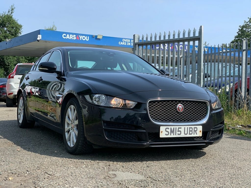 Jaguar XE 2L Gtdi Se Black