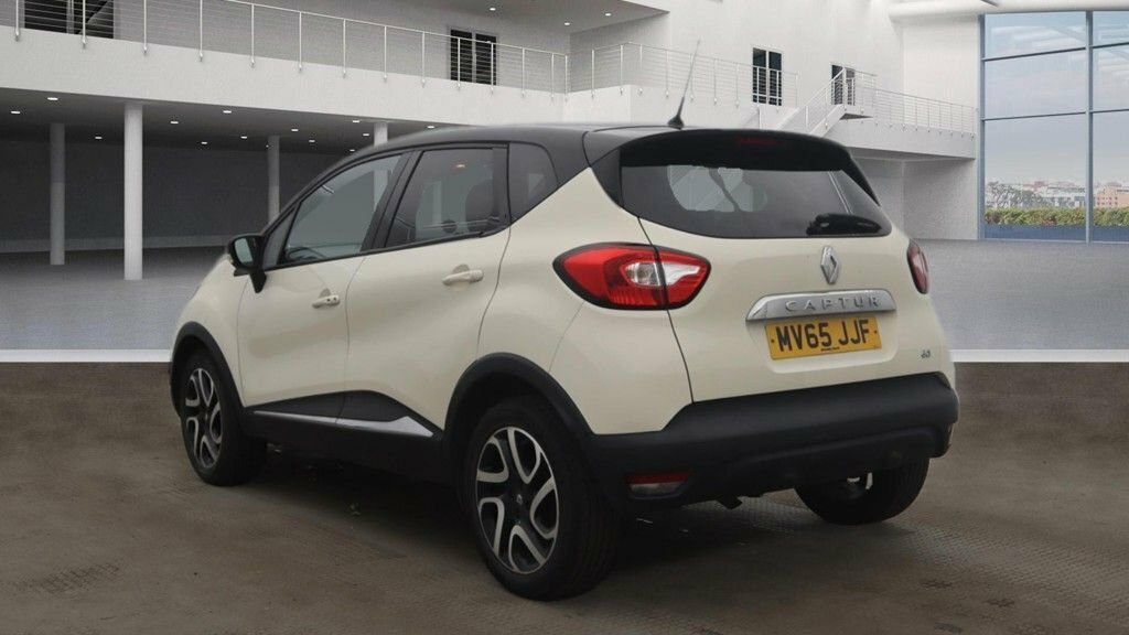 Renault Captur 1.5L Dynamique S Nav Dci MV65JJF Brown #3
