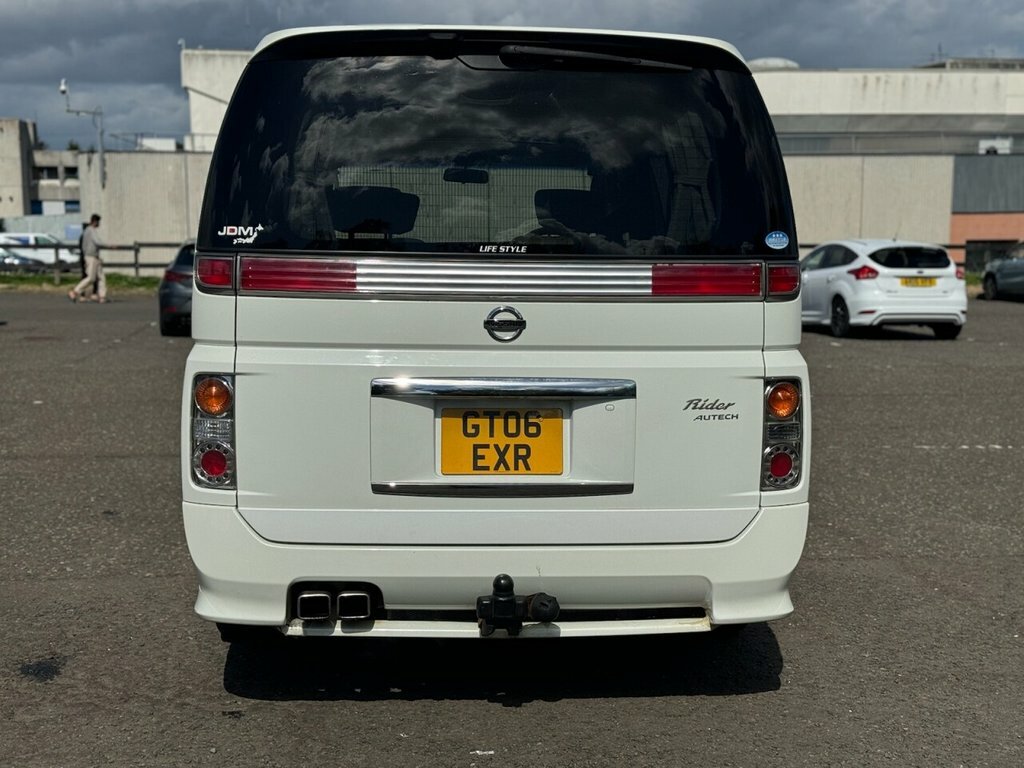 Nissan Elgrand 3.5L 3.5 White #6