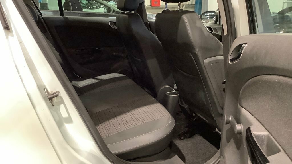 Vauxhall Corsa 1.2L Excite Ac SJ64FXF White #6