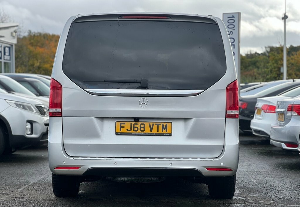 Mercedes-Benz V Class 2L Amg Line FJ68VTM Silver #5
