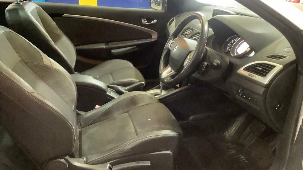 Renault Megane 1.5L Dynamique Tomtom White #6