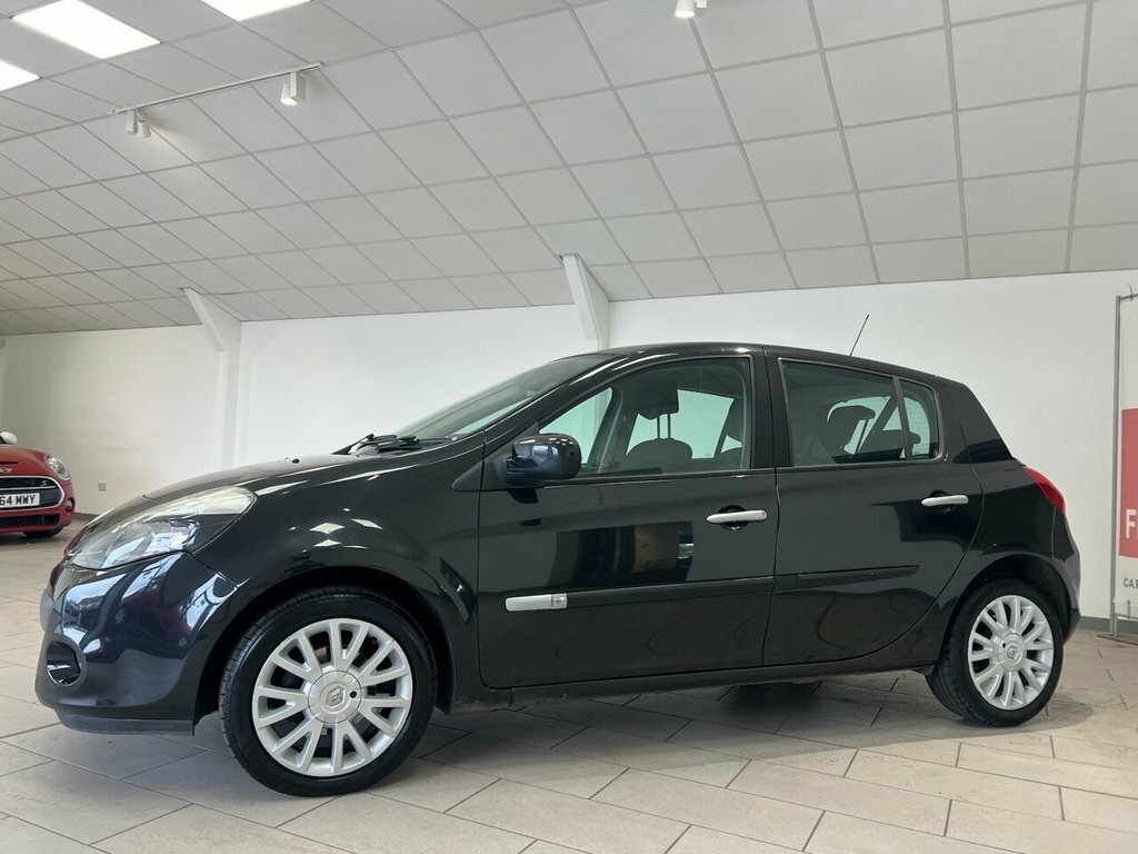 Renault Clio 1.5L Dynamique Tomtom Black #4