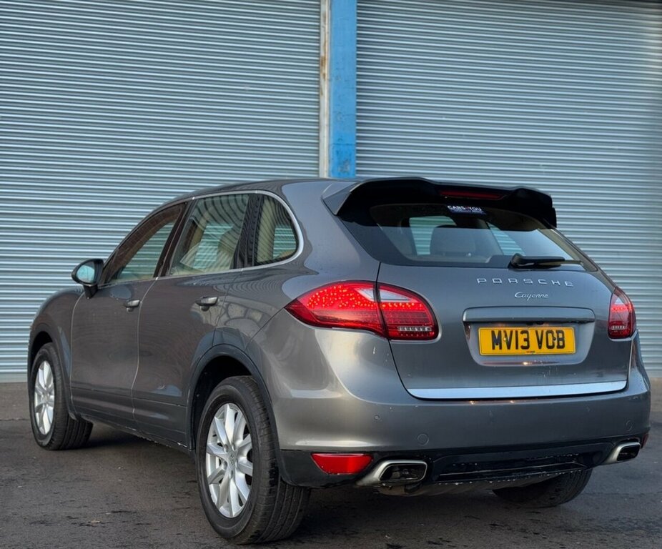 Porsche Cayenne 3L Null MV13VOB Grey #5