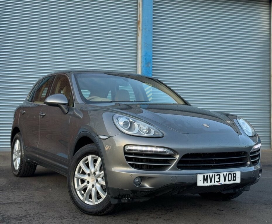 Porsche Cayenne 3L Null Grey