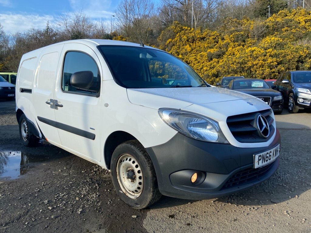 Mercedes-Benz CITAN Mpv PN66KWH White