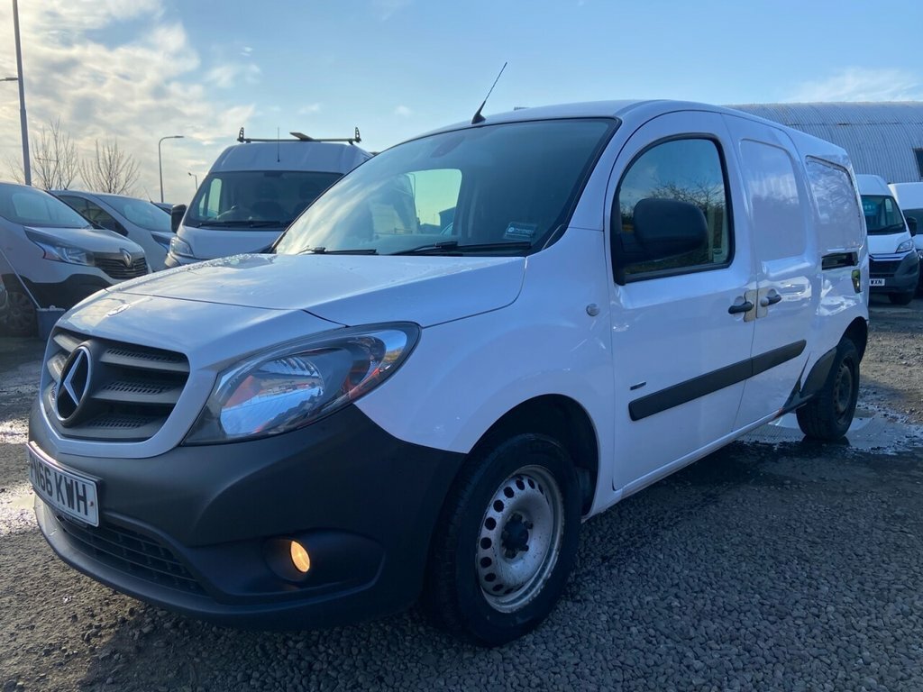 Mercedes-Benz CITAN Mpv PN66KWH White #3