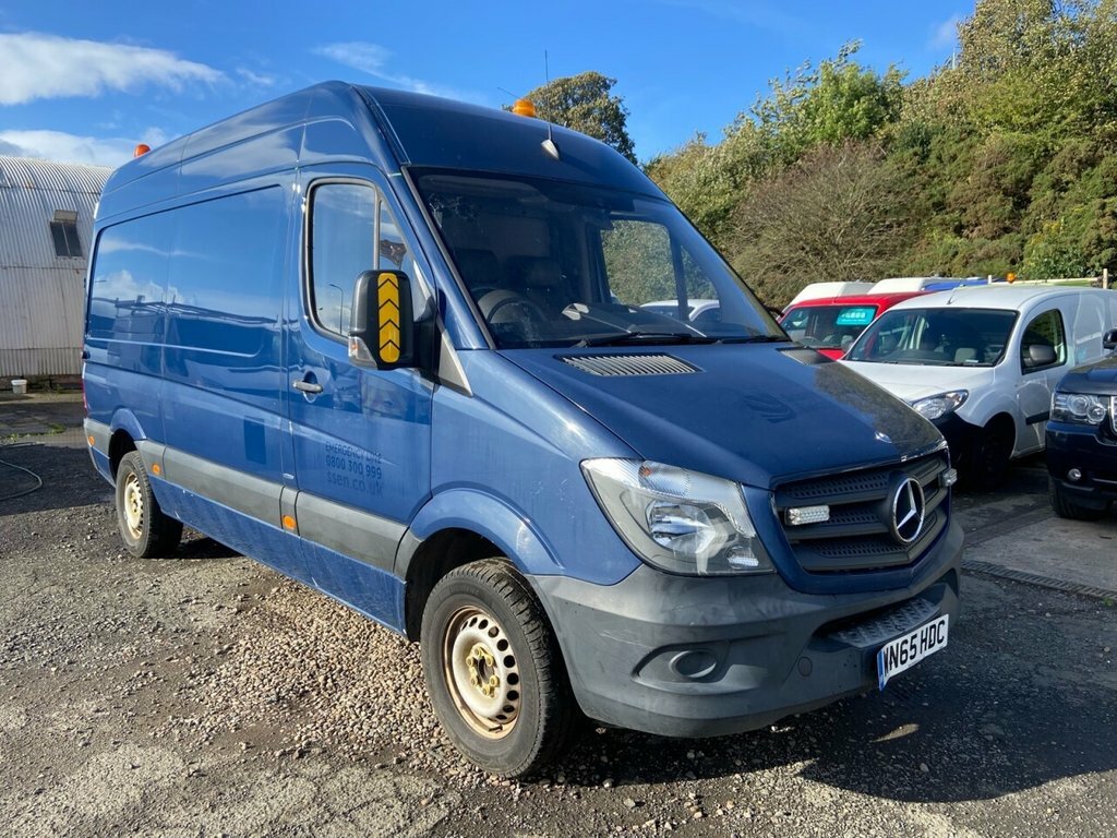 Mercedes-Benz Sprinter Mpv Blue
