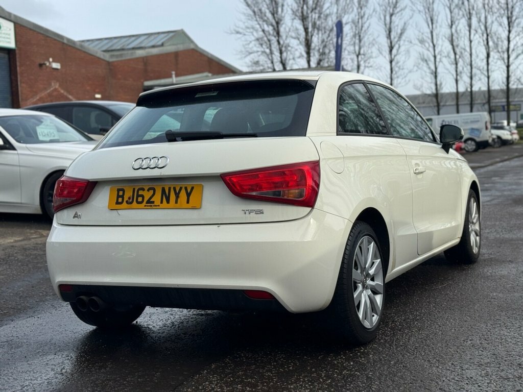 Audi A1 1L Sport BJ62NYY White #5