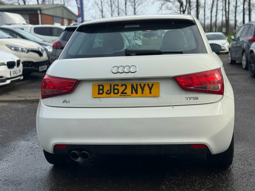 Audi A1 1L Sport BJ62NYY White #6