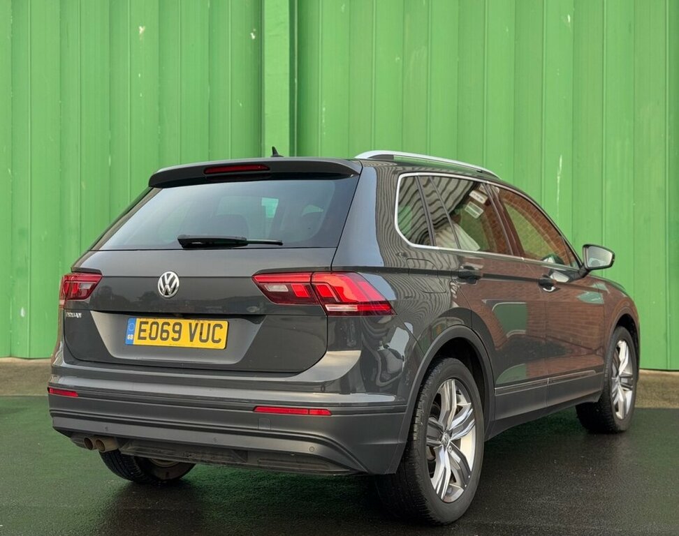 Volkswagen Tiguan 1.5L Match EO69VUC Grey #4