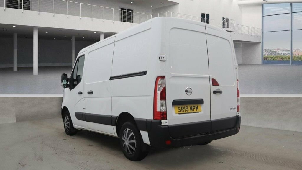 Nissan NV400 2.3L E White #3