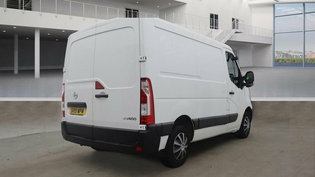 Nissan NV400 2.3L E White #4