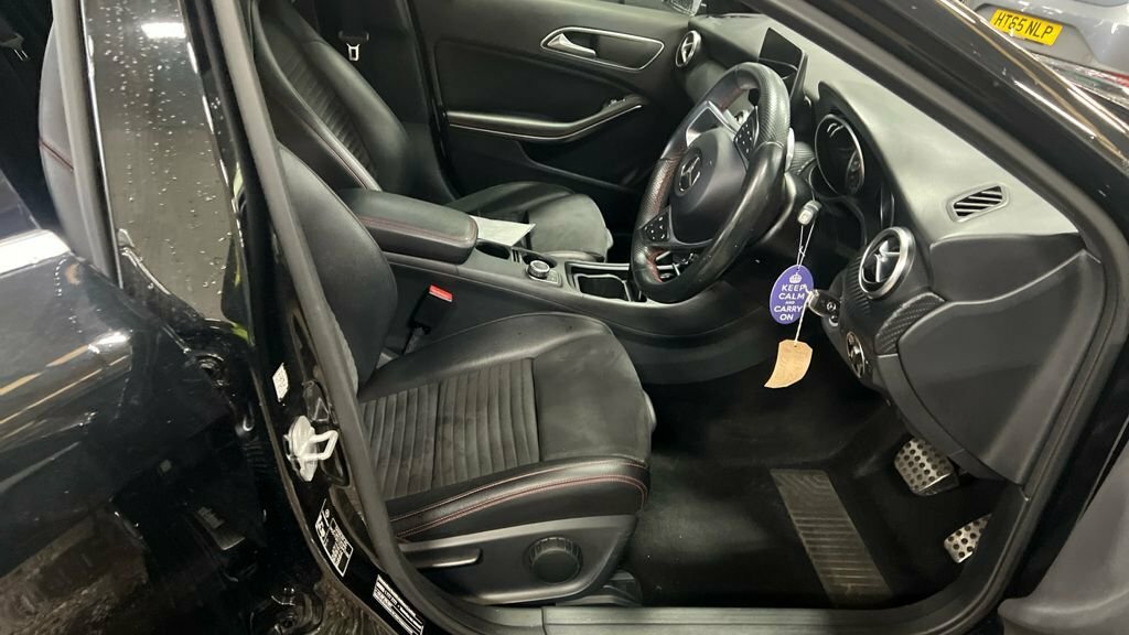 Mercedes-Benz A Class 1.5L Amg Line FH17ZGS Black #5