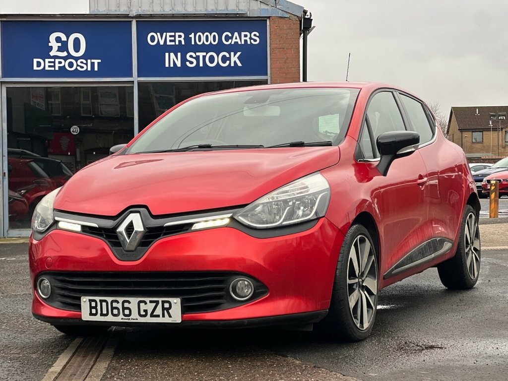 Renault Clio 1.5L Dynamique S Nav BD66GZR Red #2