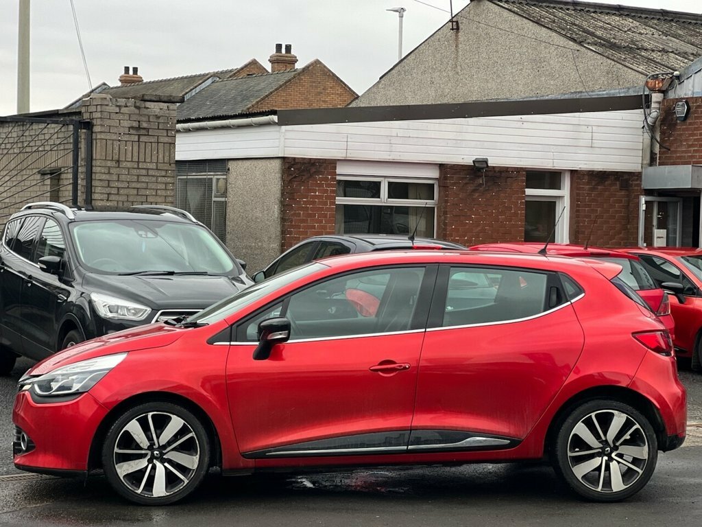 Renault Clio 1.5L Dynamique S Nav BD66GZR Red #4