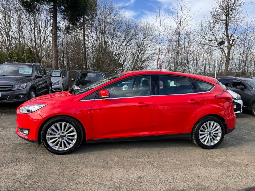 Ford Focus 1L Titanium X SC66KAJ Red #4