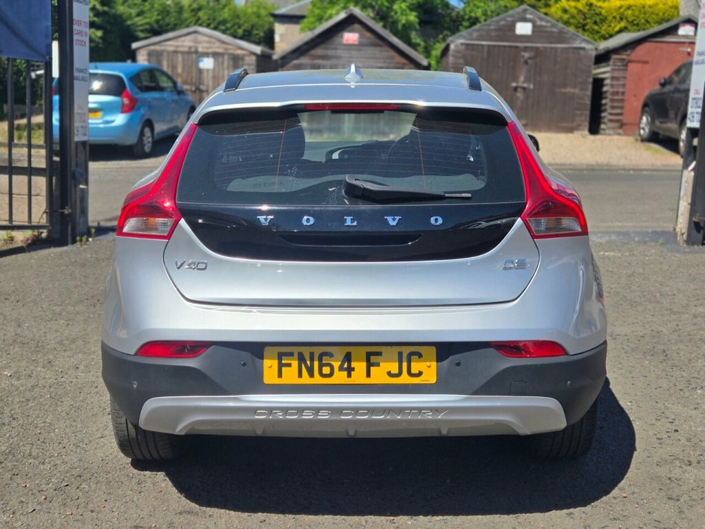 Volvo V40 Cross Country 1.6L Lux FN64FJC Silver #6