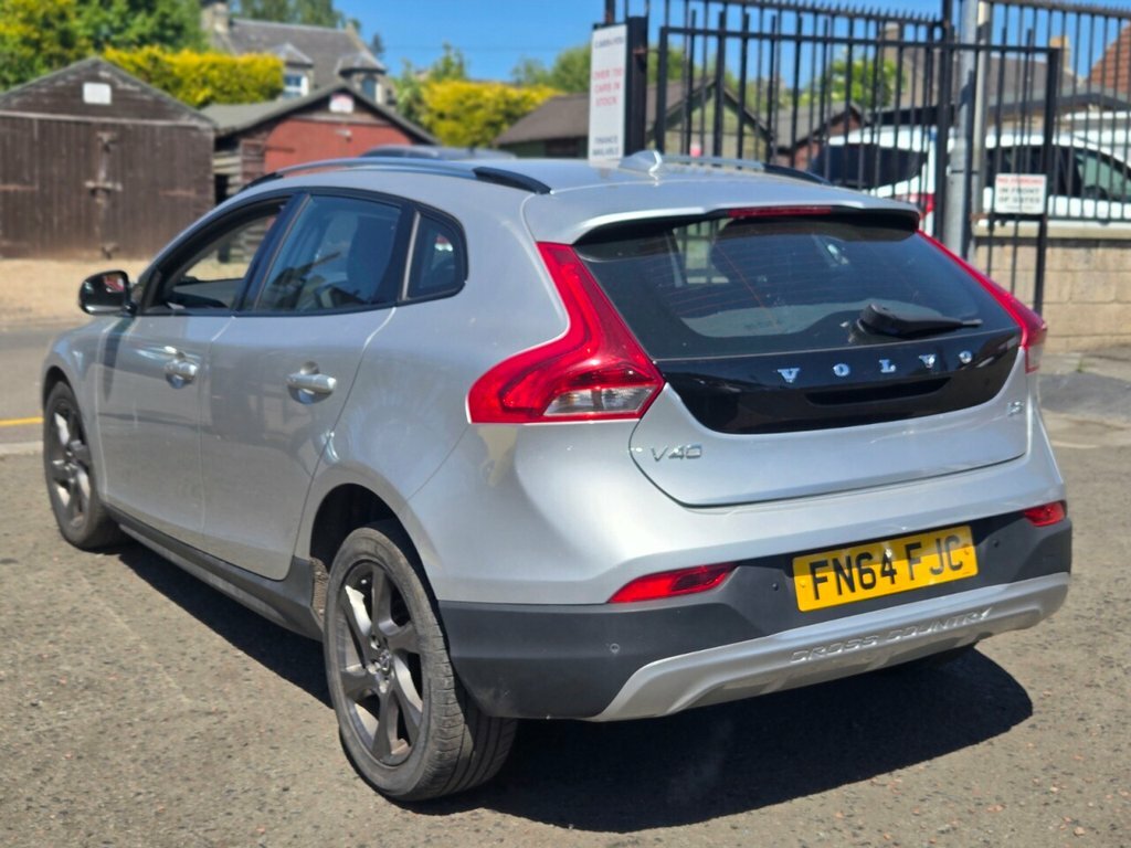 Volvo V40 Cross Country 1.6L Lux FN64FJC Silver #5