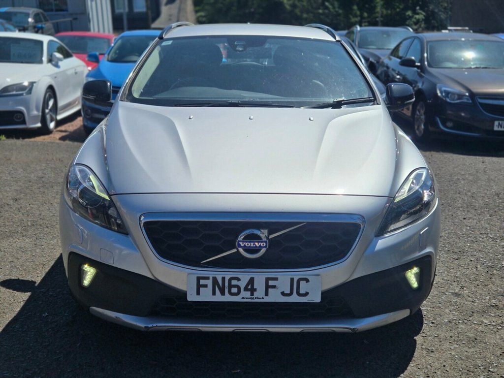 Volvo V40 Cross Country 1.6L Lux FN64FJC Silver #2