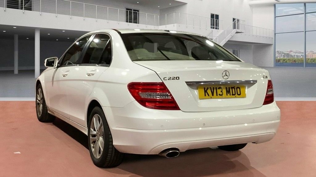 Mercedes-Benz C Class 2.1L Executive Se KV13MDO White #3