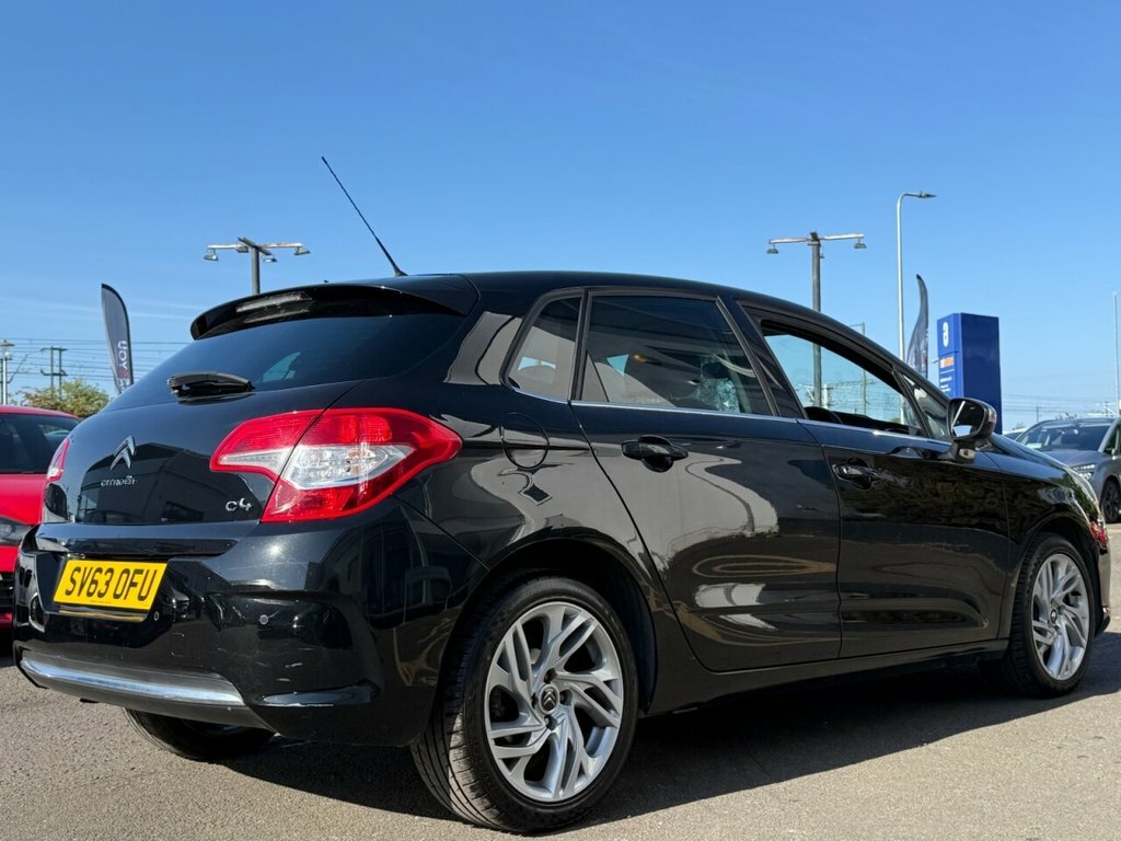 Citroen C4 1.6L Selection Black #6