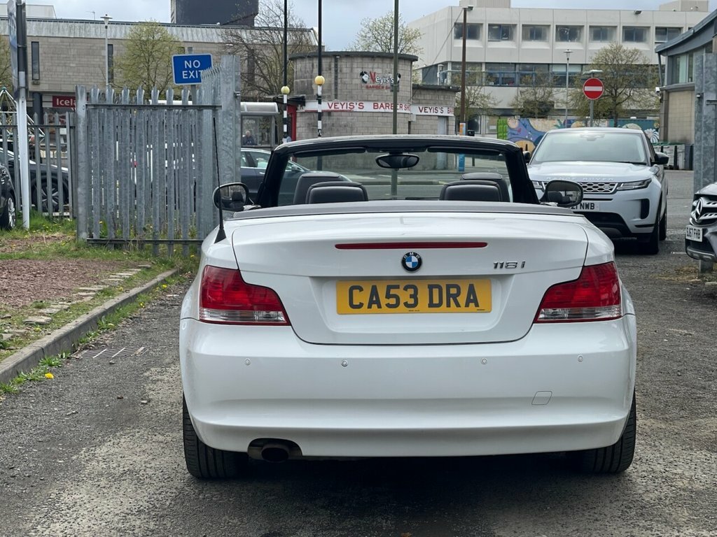 BMW 1 Series 2L Sport White #6