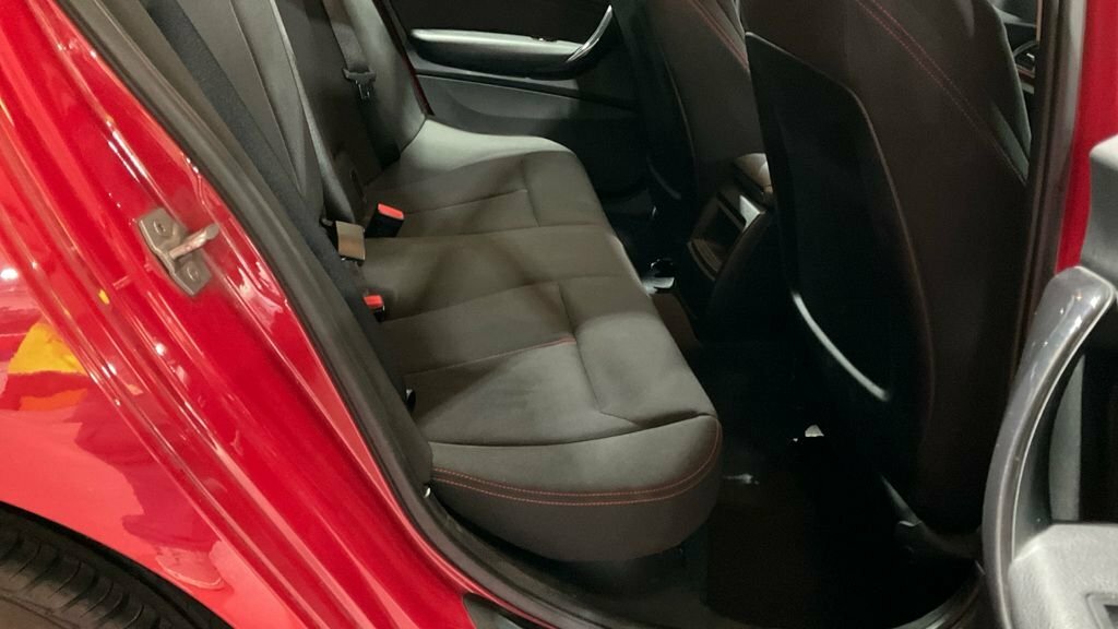 BMW 1 Series 2L Sport Red #6