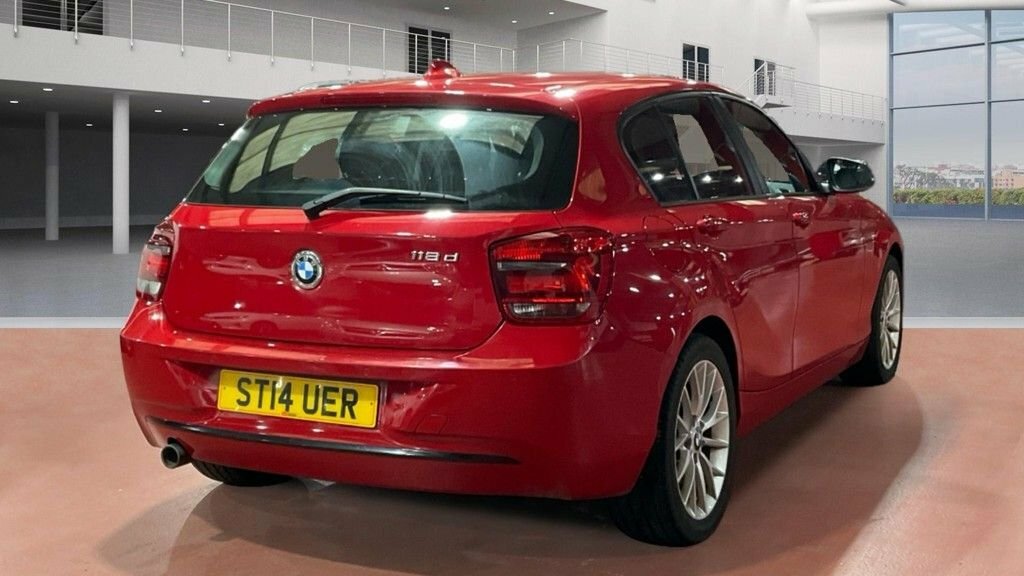 BMW 1 Series 2L Sport Red #4