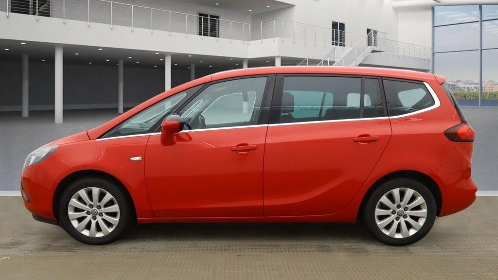 Vauxhall Zafira Tourer 1.4L Tech Line SF65XGS Red #6