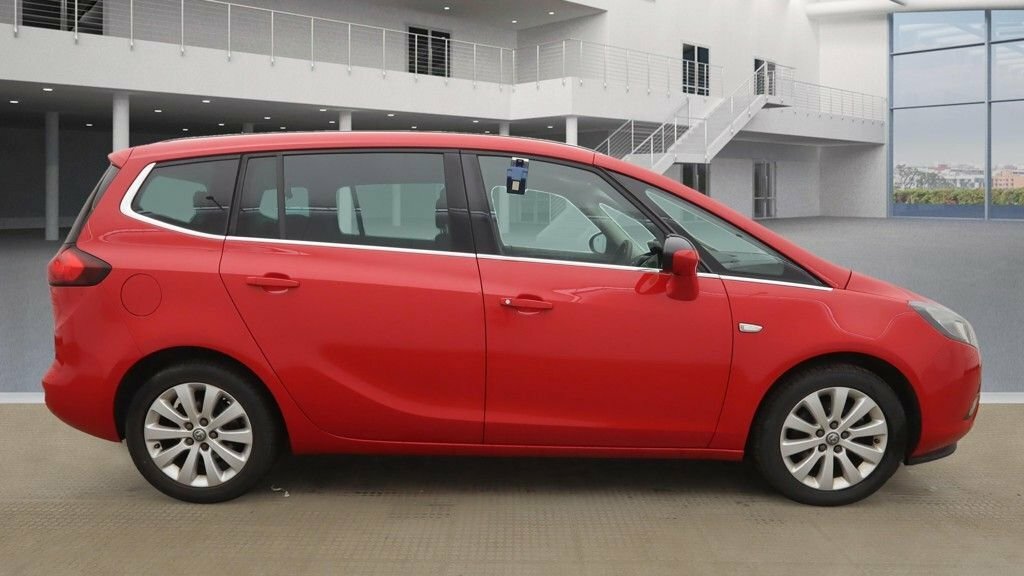 Vauxhall Zafira Tourer 1.4L Tech Line SF65XGS Red #5