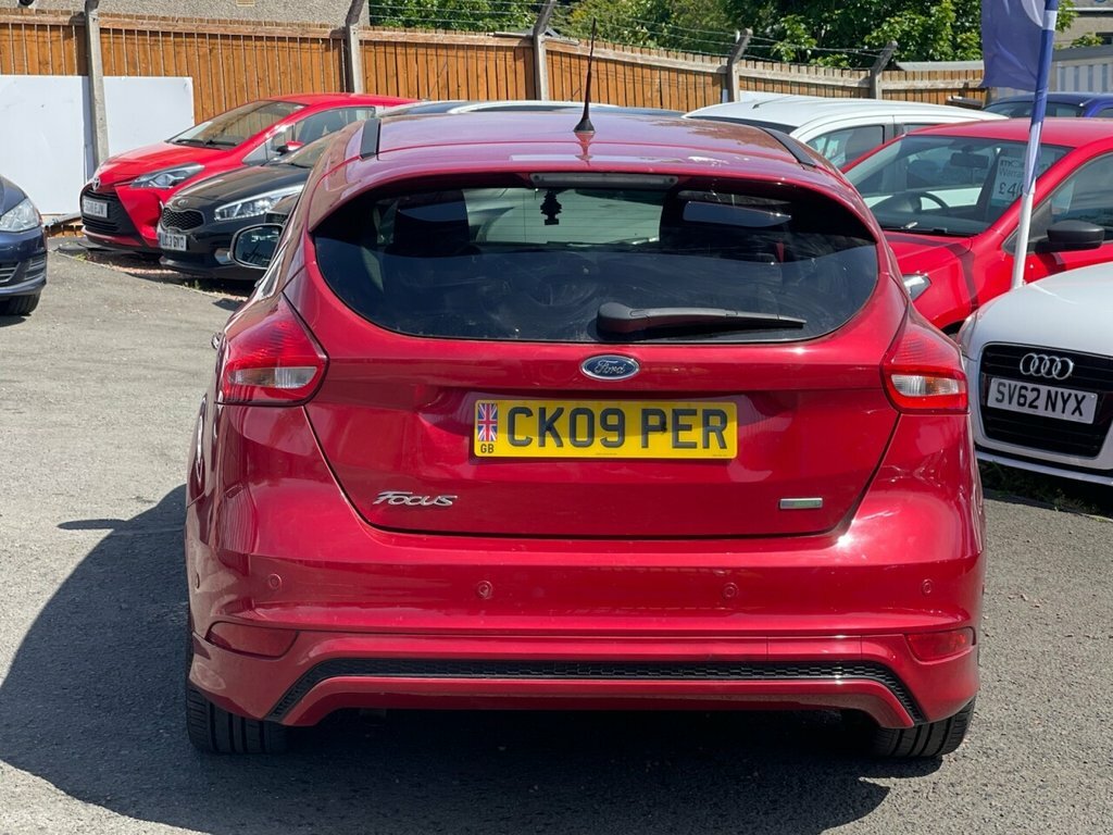 Ford Focus 1L Zetec S CK09PER Red #6