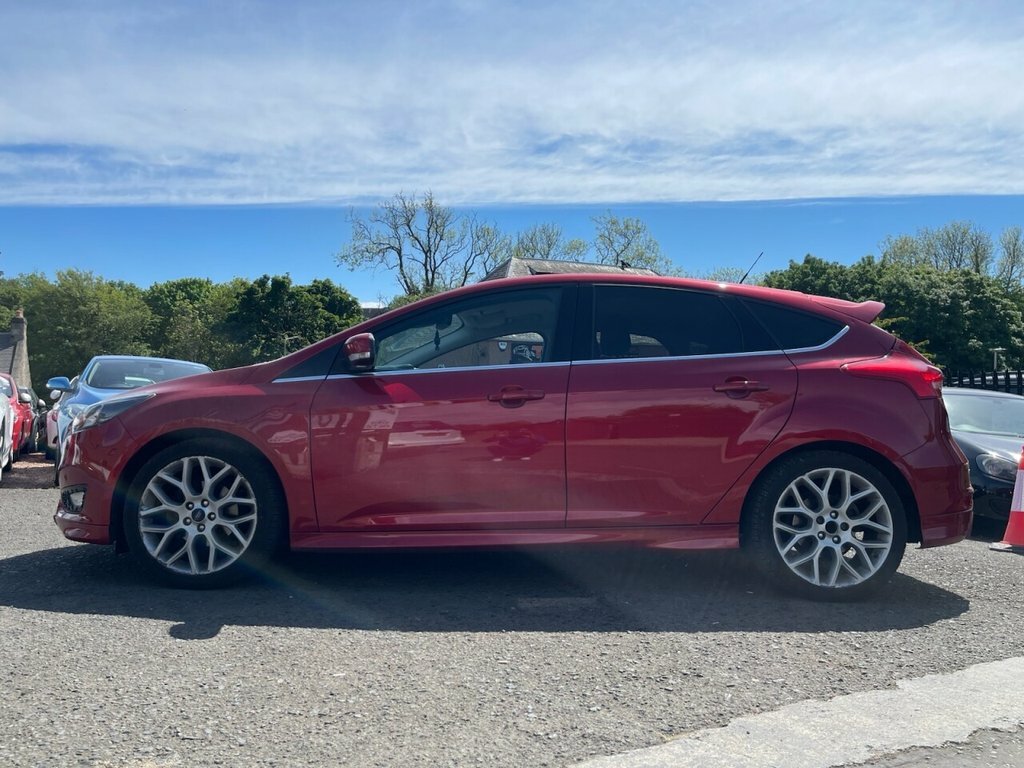 Ford Focus 1L Zetec S CK09PER Red #4