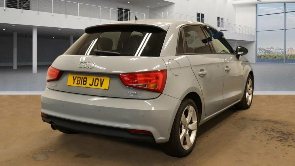 Audi A1 1L Sport YB18JOV Grey #4