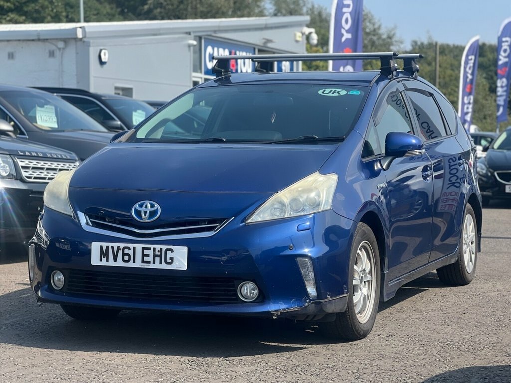 Toyota Prius Saloon Blue #3