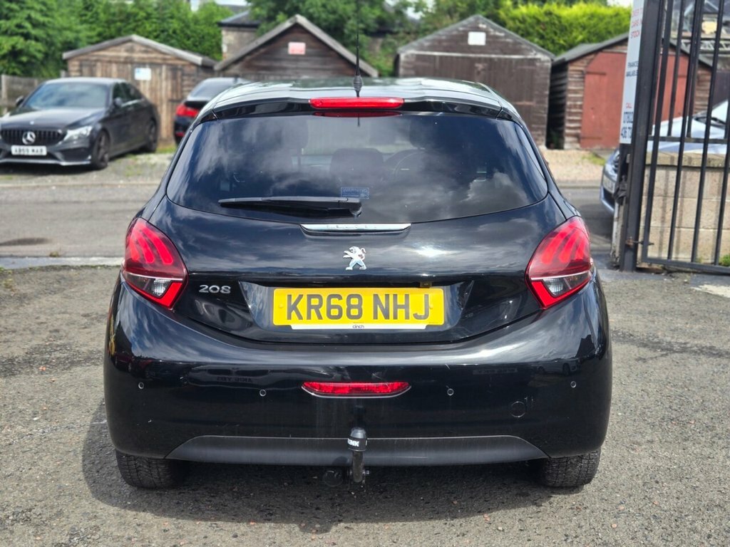 Peugeot 208 1.5L Tech Edition Black #6