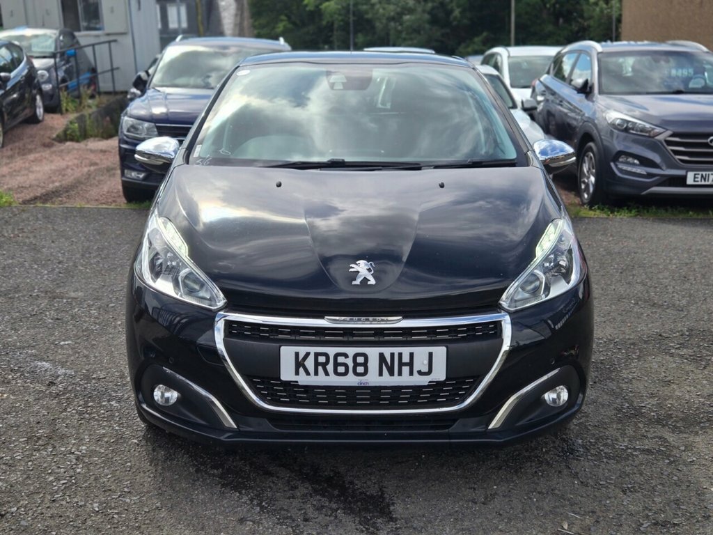 Peugeot 208 1.5L Tech Edition Black #2