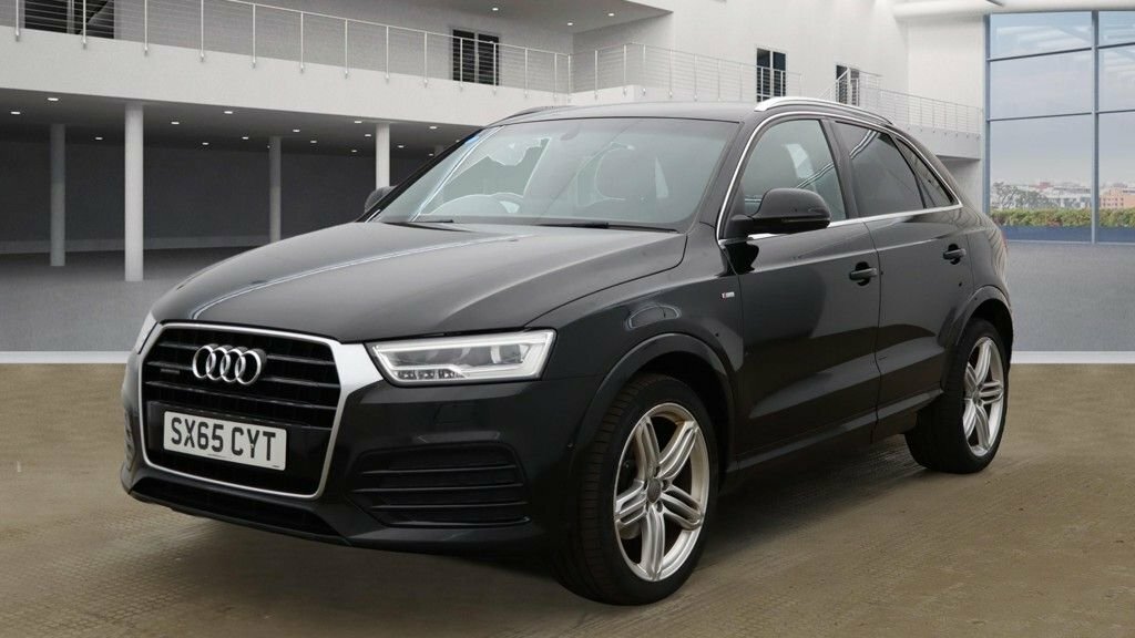 Audi Q3 2L S Line Plus SX65CYT Black #2
