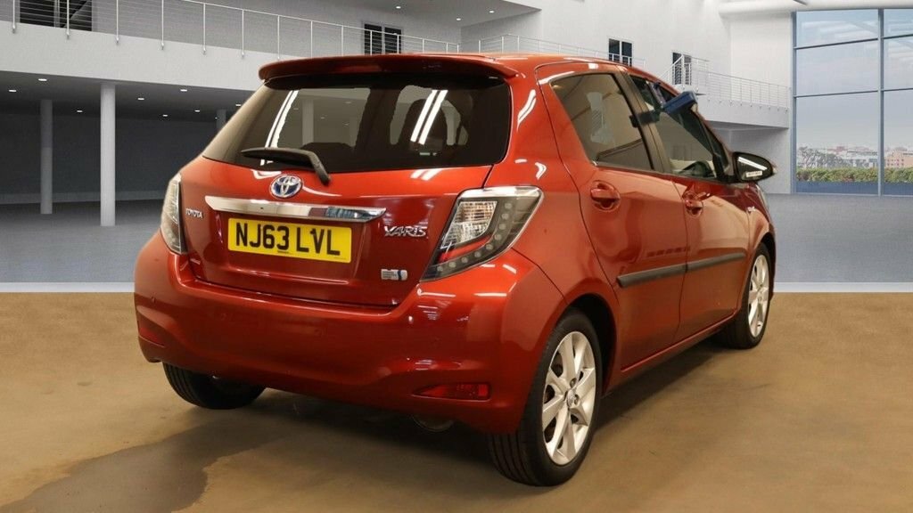 Toyota Yaris 1L T Spirit NJ63LVL Red #4