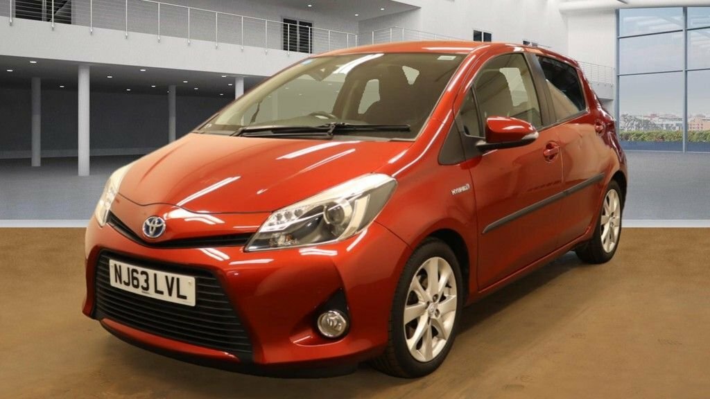 Toyota Yaris 1L T Spirit NJ63LVL Red #2
