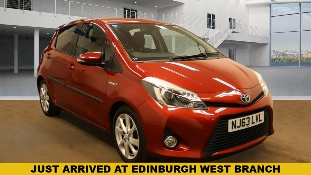 Toyota Yaris 1L T Spirit NJ63LVL Red